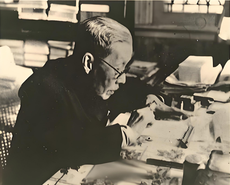 杜国庠.jpg